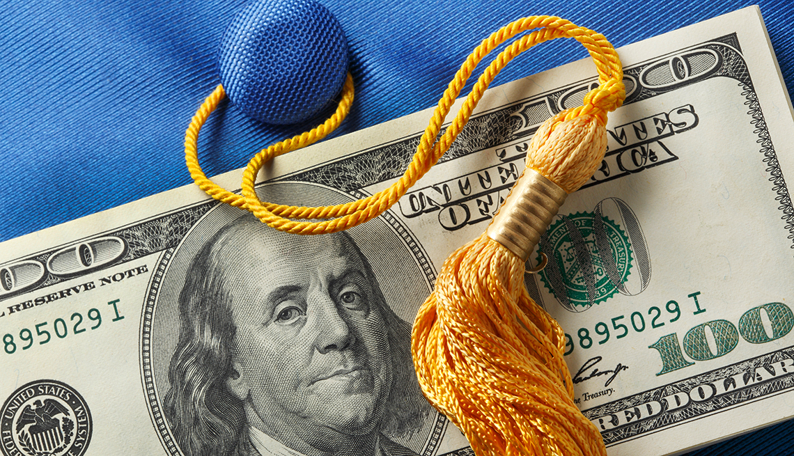 New Laws in Several States Help to Regulate Student Loan Servicers