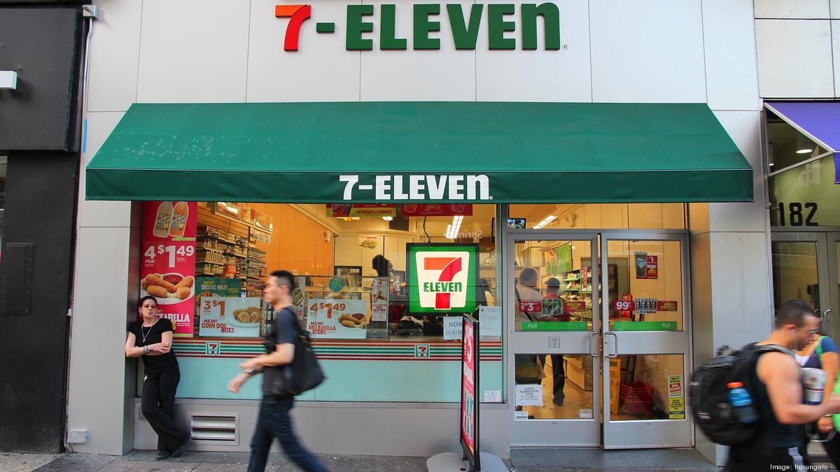 Baby Born on 7/11 Gets College Fund from 7-Eleven