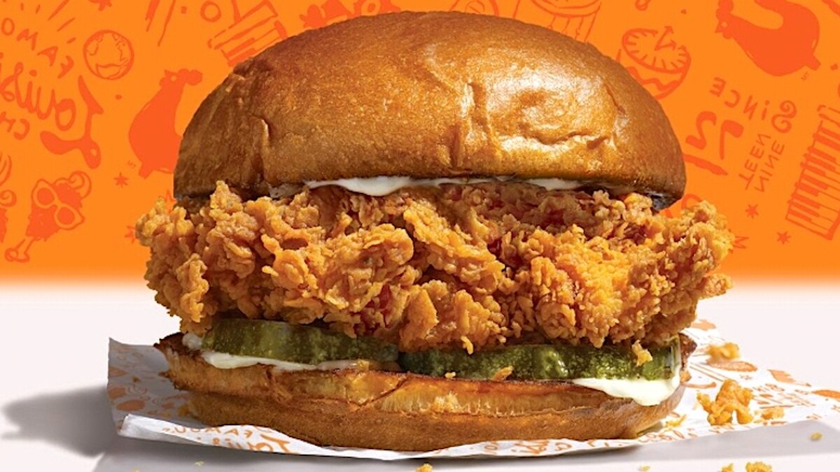 Popeyes Taking a Second Shot at the Chicken Sandwich Wars, Hires 400 People